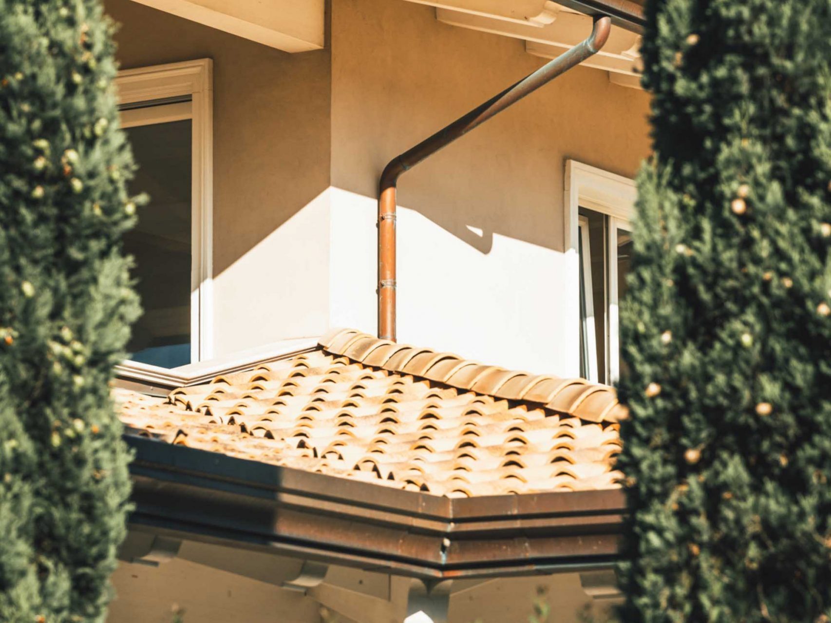 Wooden Houses_Villa Unifamiliare a due piani_Struttura in legno dall’aspetto classico a pochi metri dal mare
