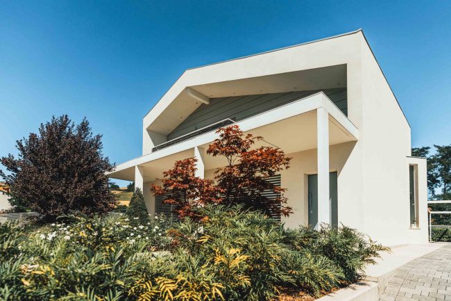 Wooden Houses_Villa Unifamiliare a due piani_Struttura in legno dall'aspetto fortemente contemporaneo